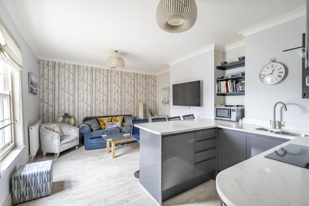 Apartment in York - View 2