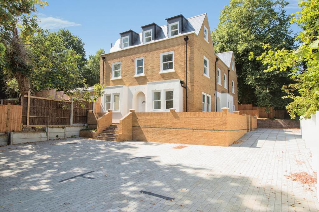 Main image of property: Mount Nod Close, London, SE18