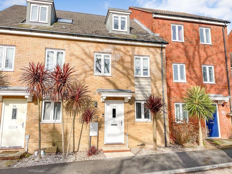 Main image of property: Pomeroy Crescent, Hedge End, SO30