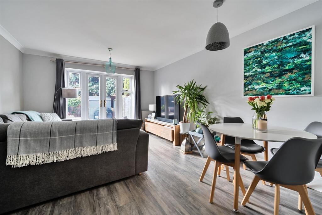 Northfield Road, Maidenhead - View 3
