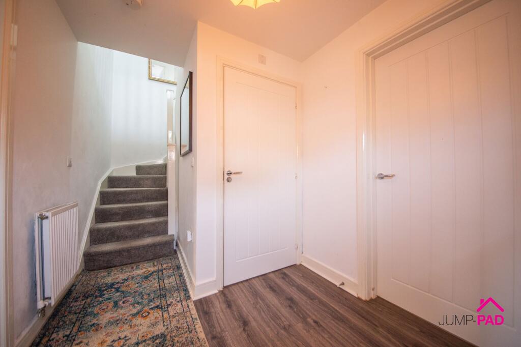 Brimstone Drive, Newton-Le-Willows, WA12 photo 2