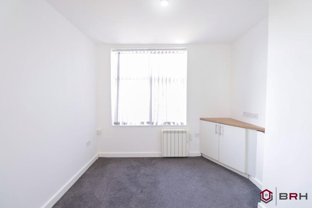 Apartment in Doncaster - View 5