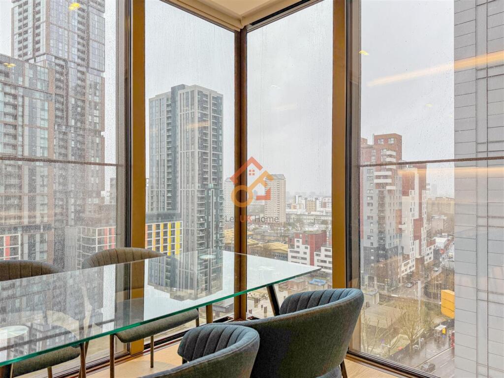 Apartment in London, St John's Estate, Isle of Dogs - More