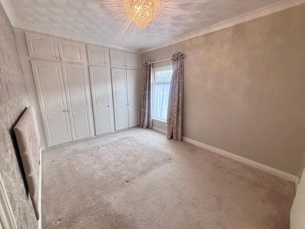 House in Hull - More