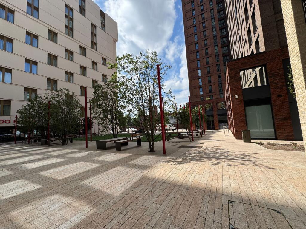 Apartment in Manchester - View 5