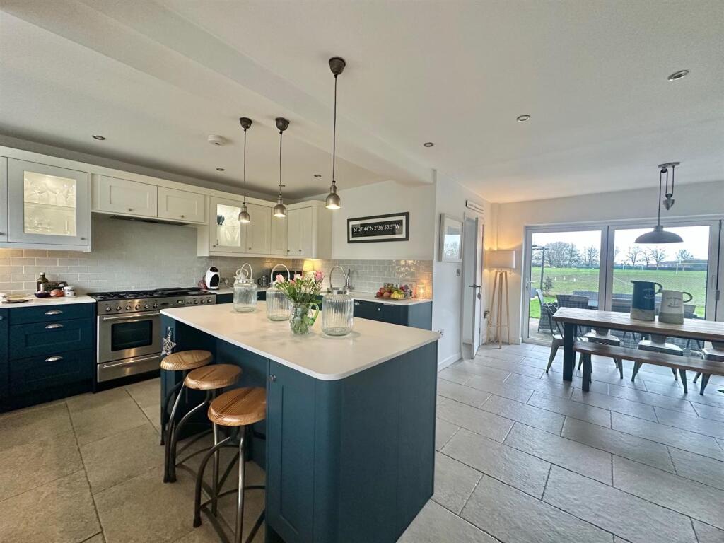 Main image of property: Hellath Wen, Nantwich, Cheshire