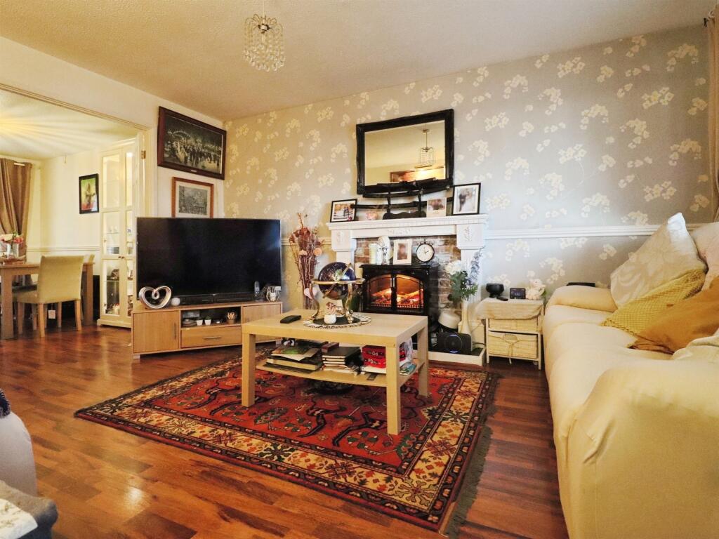 Churchfields, Barry photo 2