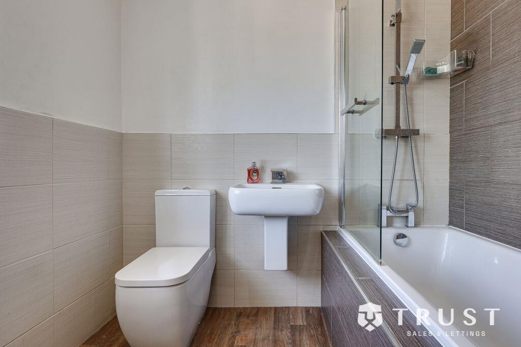 Additional image 26 of Wroe Place, Wyke, BD12