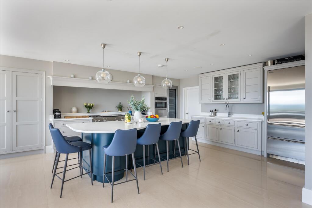 House in Tonbridge - View 5