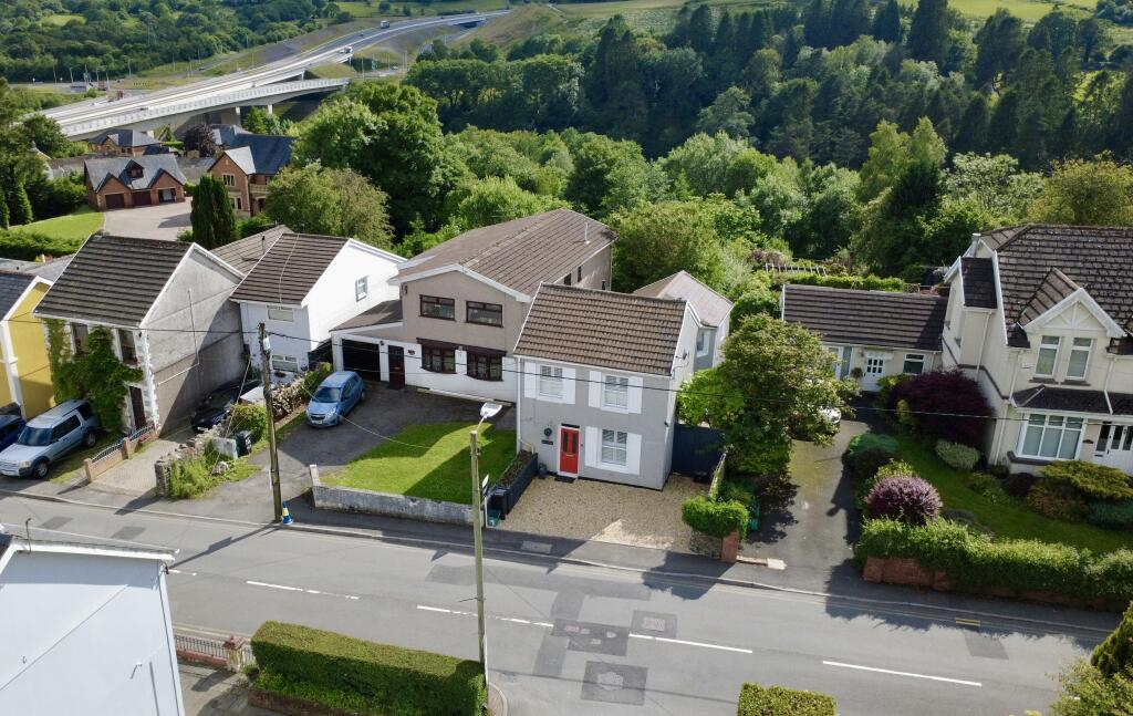 House in Trefechan, Cefn-coed-y-cymmer, Vaynor