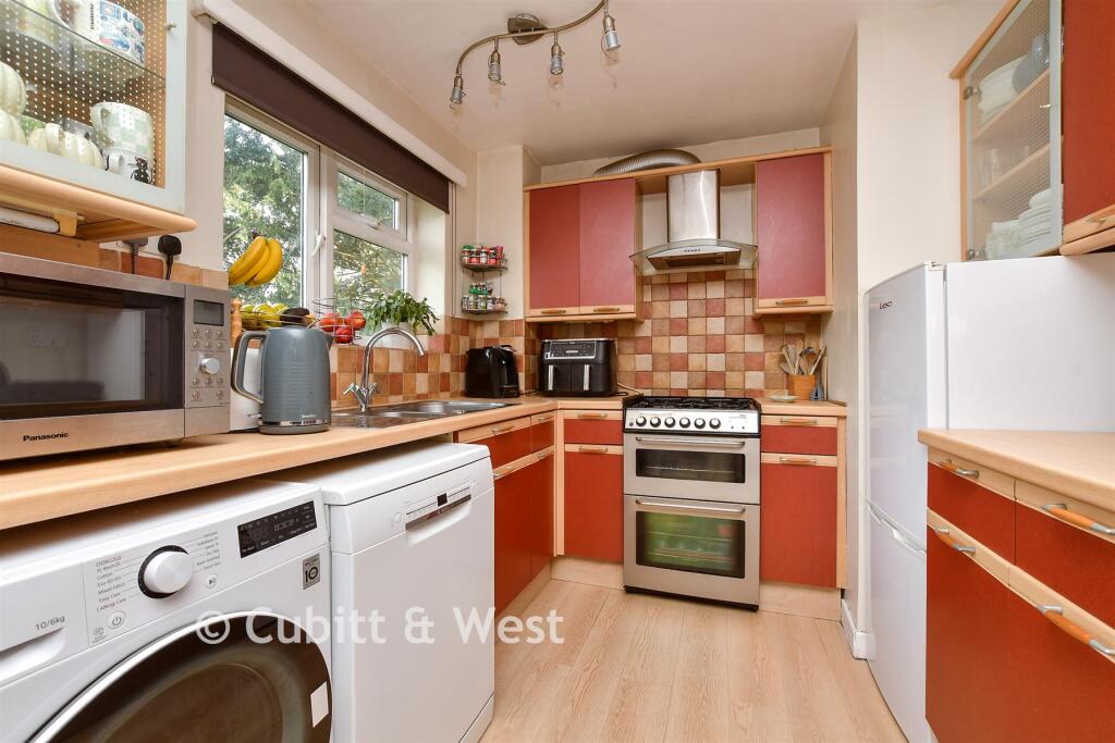 Main image of property: Linden Court, Leatherhead, Surrey