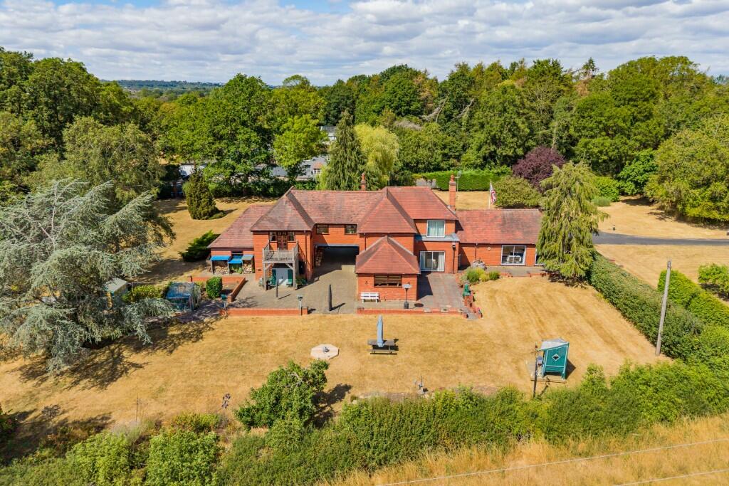 House in Stratford-on-Avon, Mappleborough Green CP - More