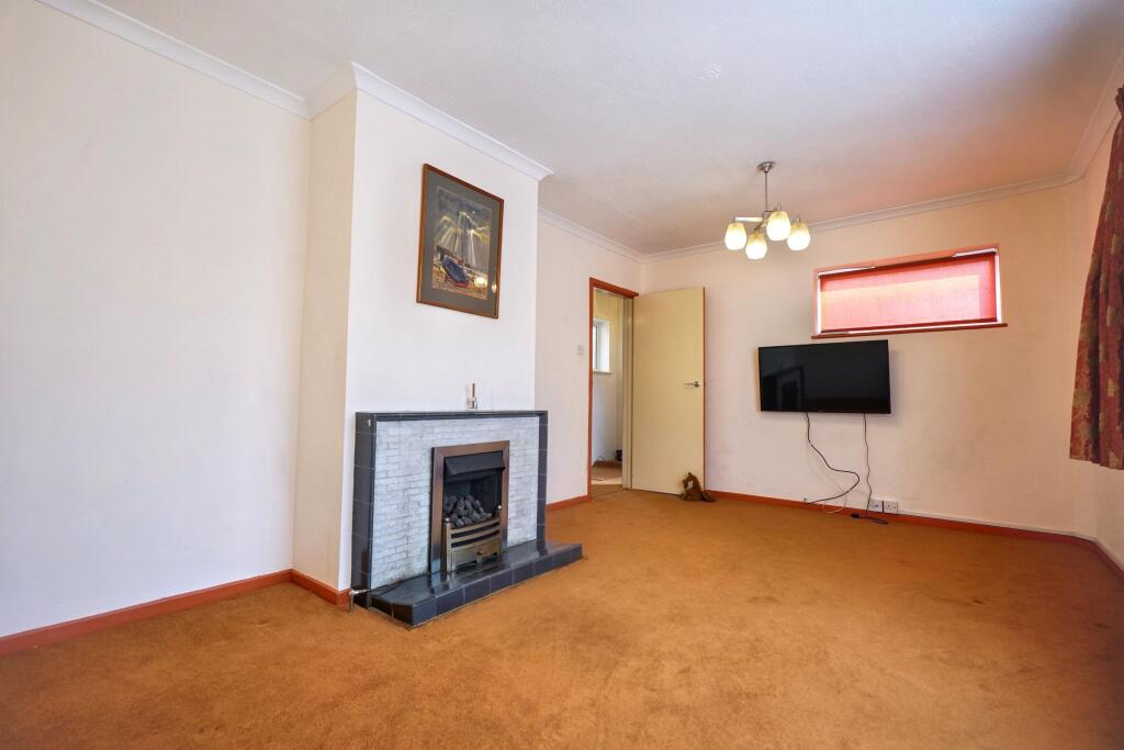 Rainsford Road, Stansted photo 3