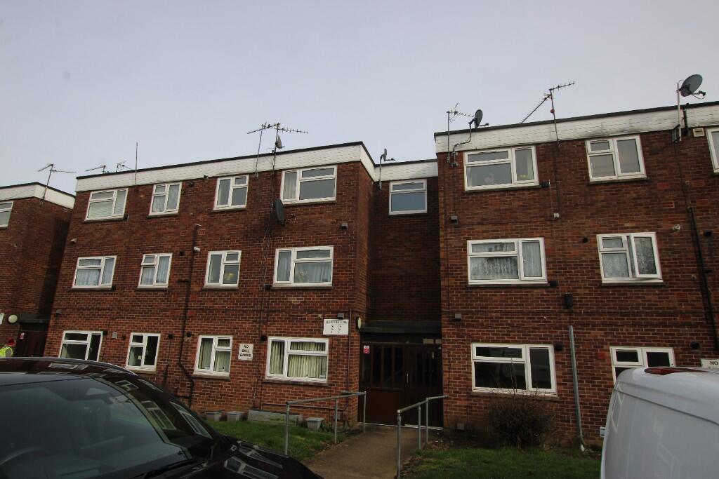 Main image of property: Gloucester Close, Kettering, Northamptonshire, NN16