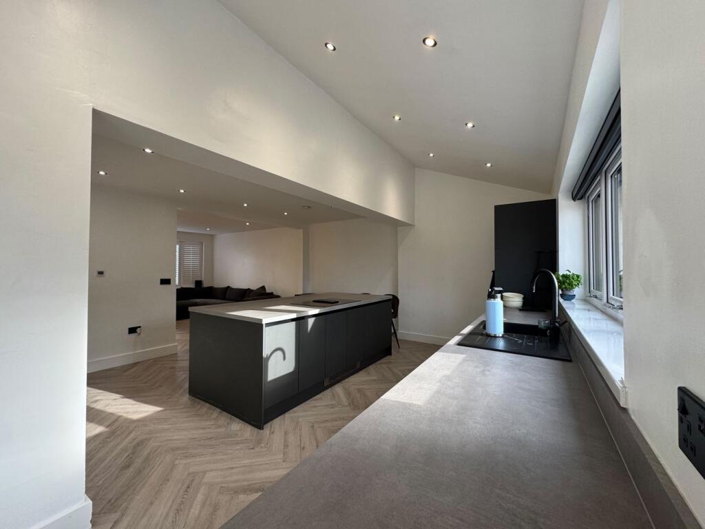 House in Manchester - More