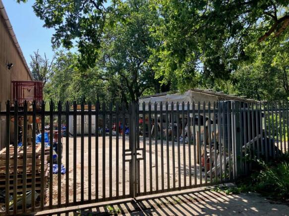 YARD ENTRANCE