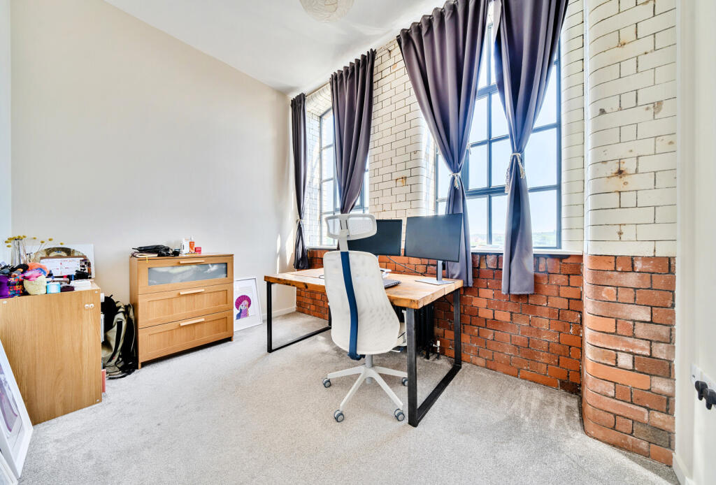 Apartment in Bristol, Southville - View 4