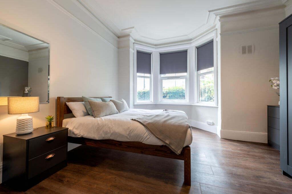 107 Mount Pleasant Road, Exeter, EX4 - View 2