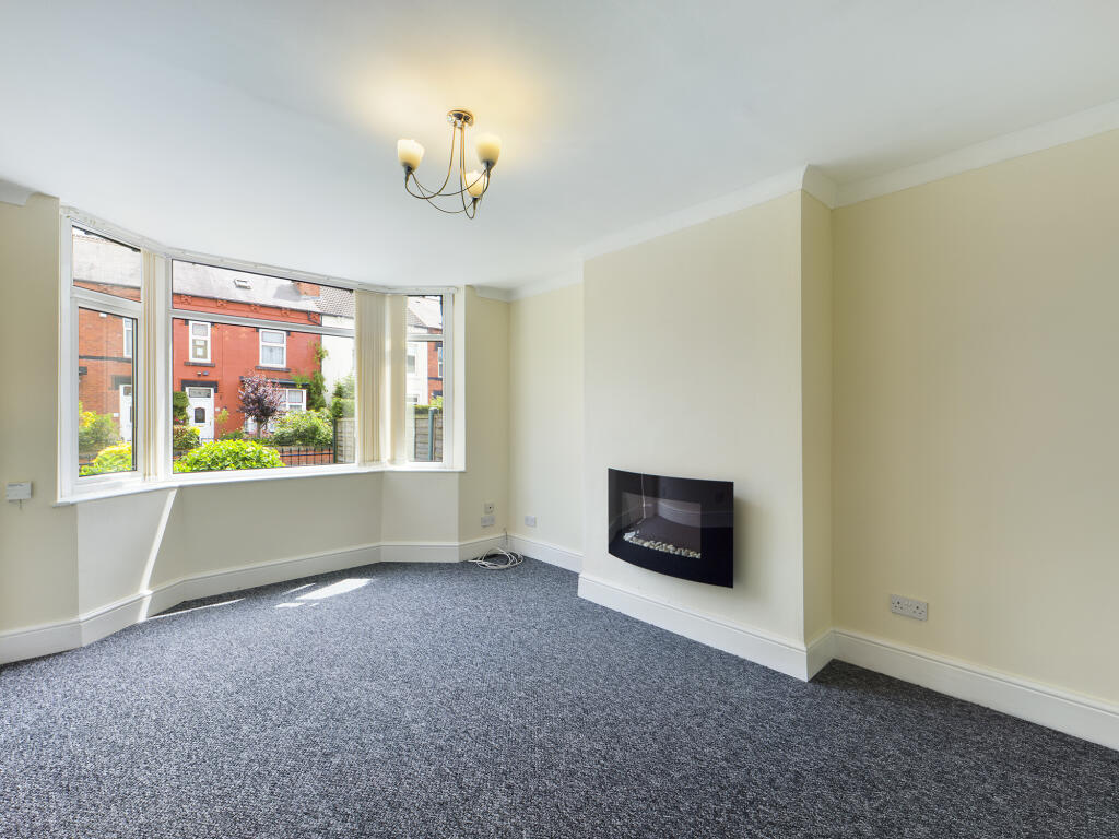 House in Leeds, Whitkirk - View 2