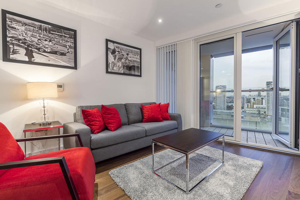 Main image of property: Lincoln Plaza, Canary Wharf
