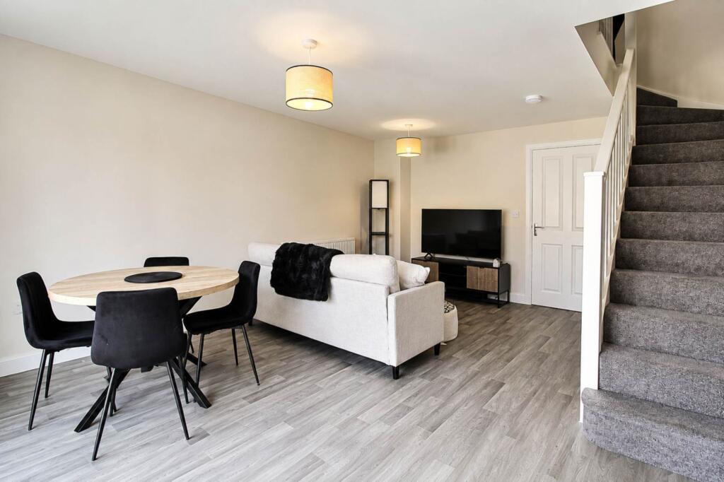 House in Eggington, Central Bedfordshire - View 5