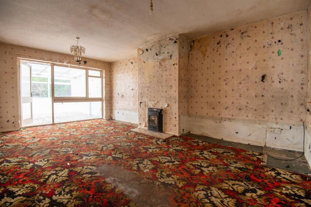 Fallowfield, Wellingborough, NN9 - View 5