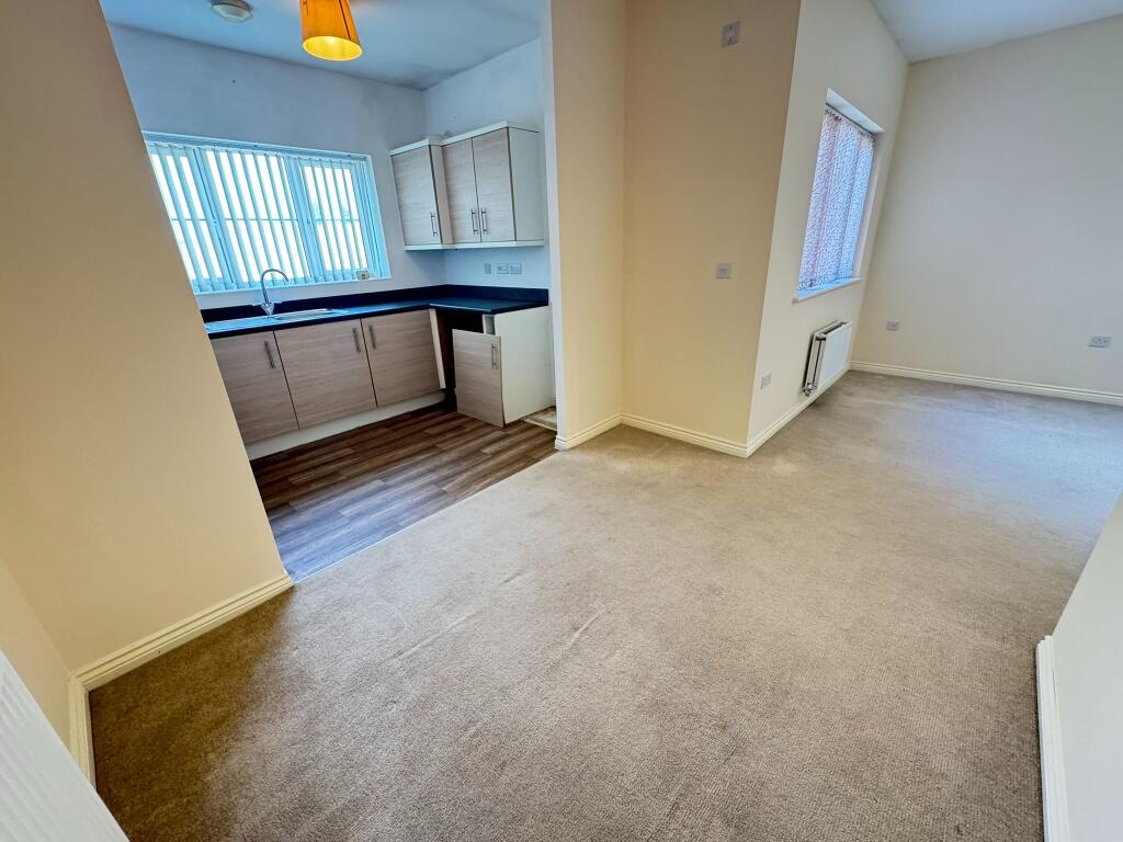 Apartment in Wolverhampton - View 5