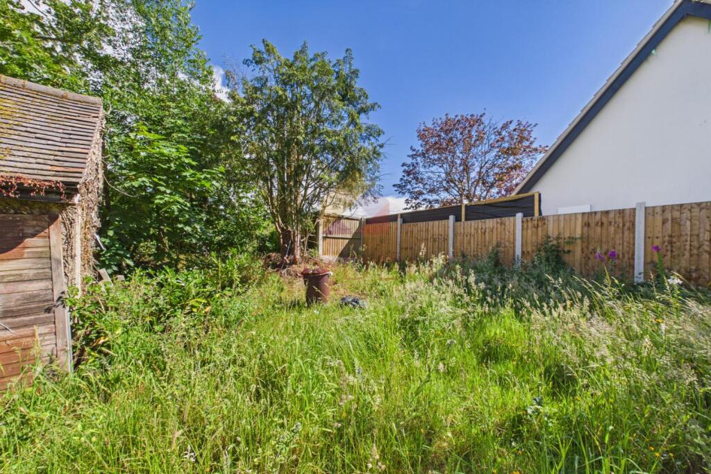 Elm Green Lane Danbury photo 4