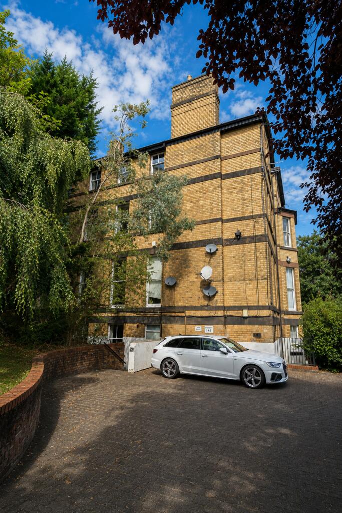 Main image of property: Flat 3, 25a Ullet Road, Liverpool