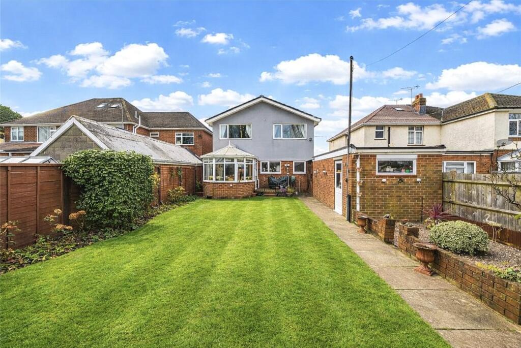 Main image of property: Parkside Avenue, Southampton, Hampshire, SO16