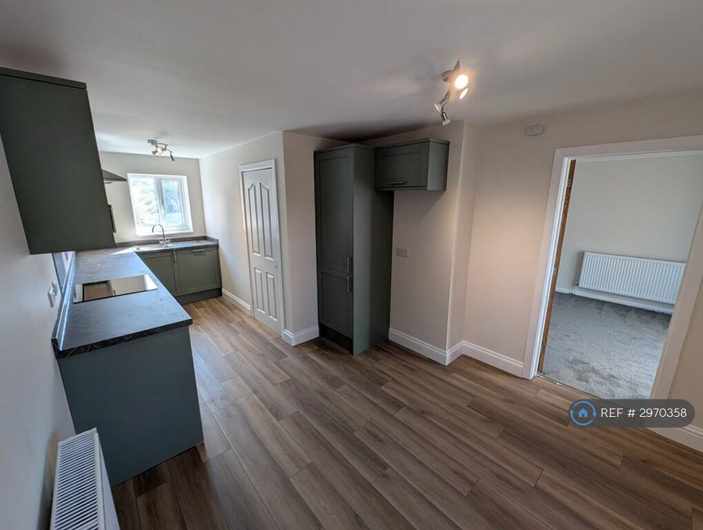 Barnes Crescent, Wimborne, BH21 - View 3