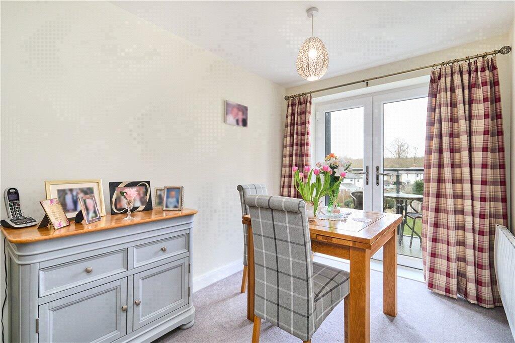 Apartment in Bradford, Menston - View 5