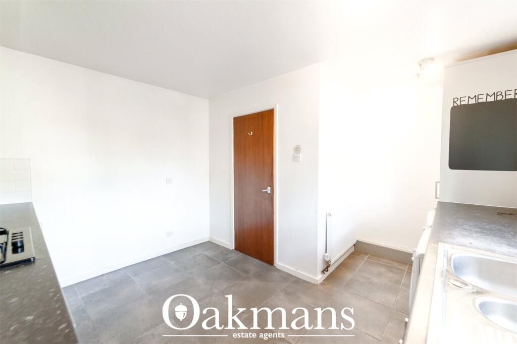 Apartment in Birmingham, Selly Park - View 5