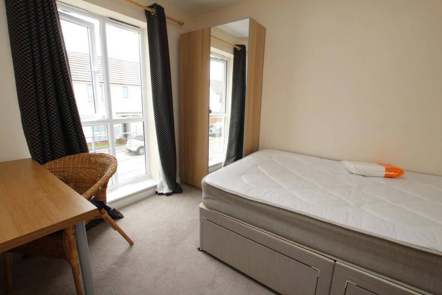 House in Bristol, Stoke Park and Cheswick - More