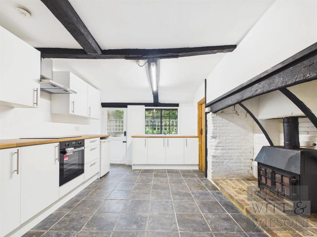 House in Tonbridge - View 4