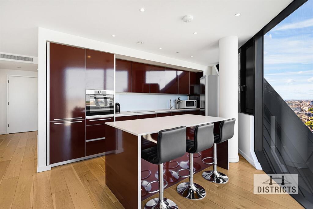 Apartment in London, Browning Estate, Elephant and Castle - View 2