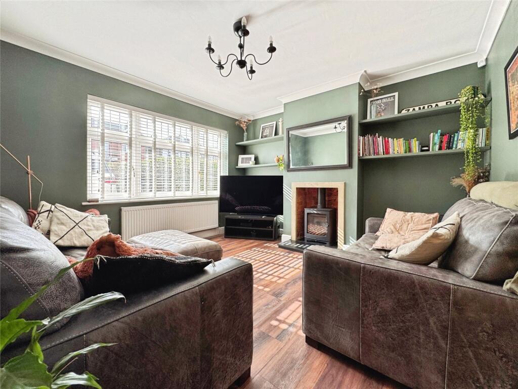 House in London - View 2