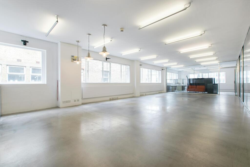 55 Curtain Road, EC2 picture No. 11