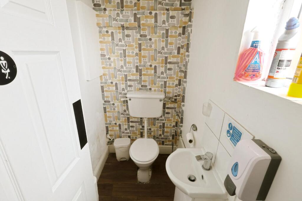 House in Llandudno, Broughton - View 5