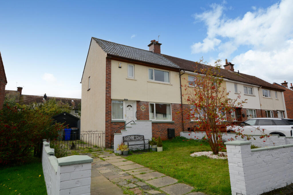 2-bed terraced on 90 Peggieshill Road, Ayr, KA7 3RB, £125,000