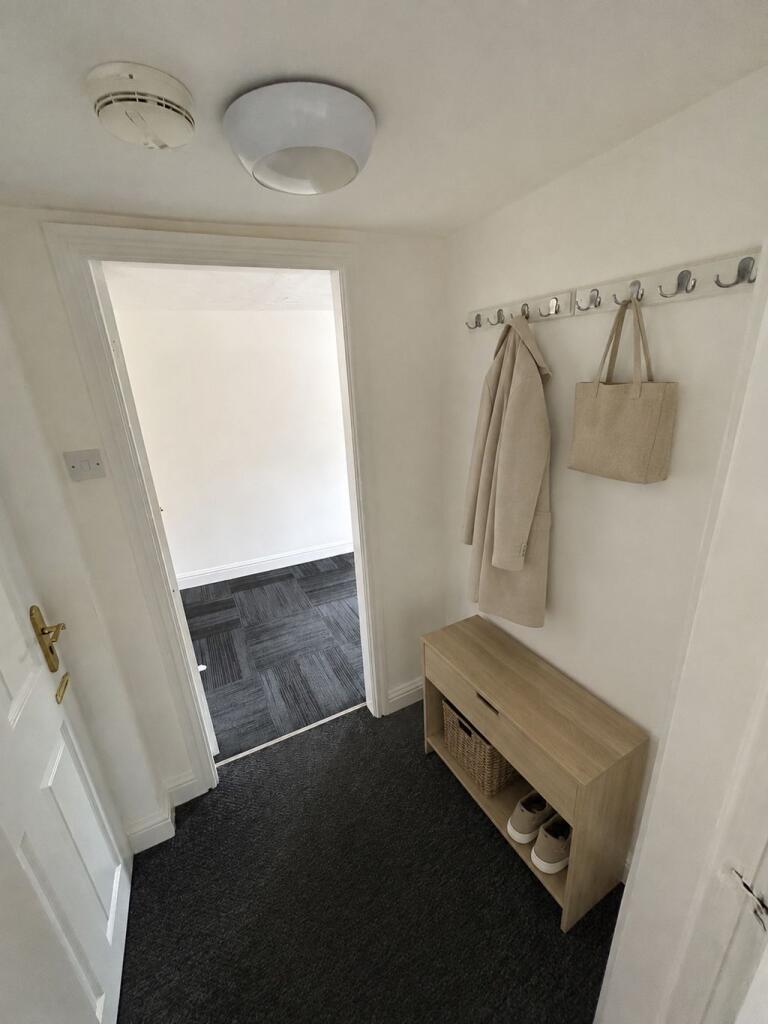 Apartment in Mansfield, Nottinghamshire - View 4