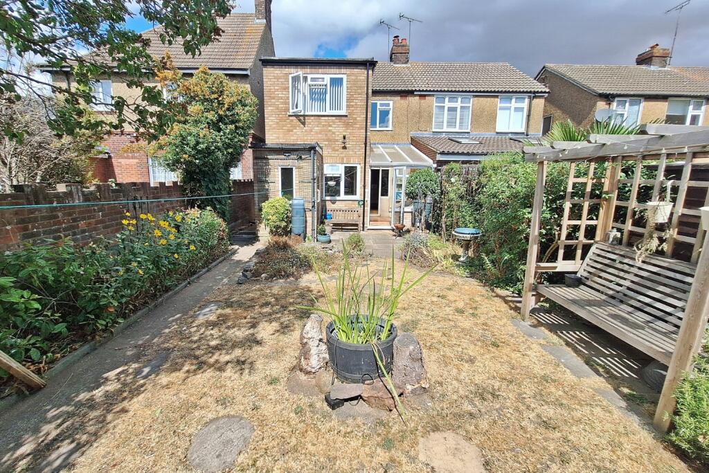 Icknield Road, Luton, LU3 2PA photo 4