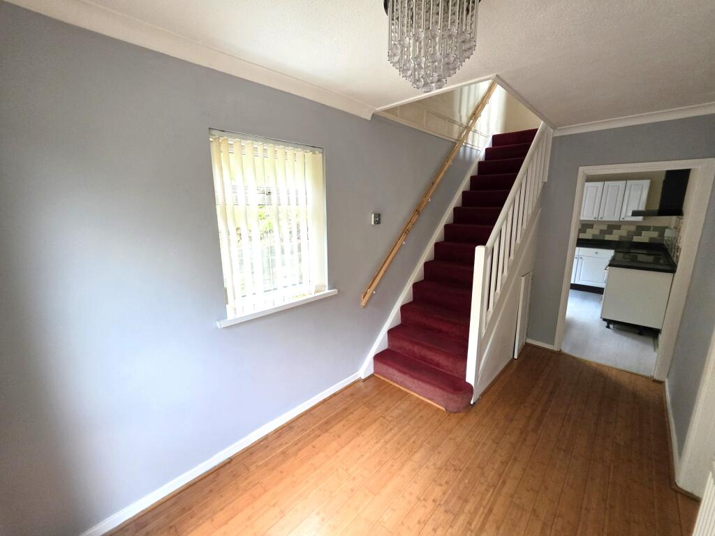 House in Newport - View 4