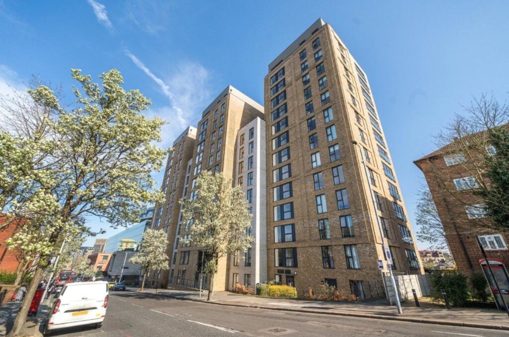 Main image of property: Wellington Street, London