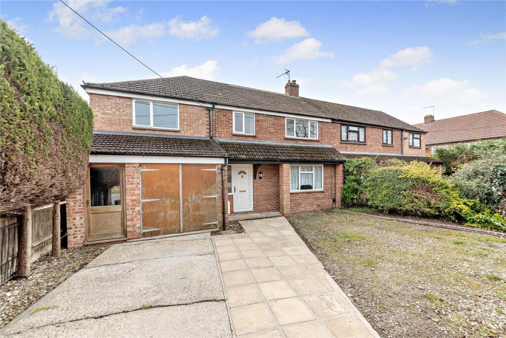 Main image of property: Sagecroft Road, Thatcham, Berkshire, RG18