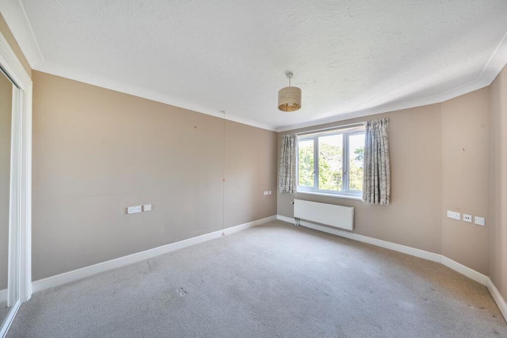 Apartment in Bournemouth - More