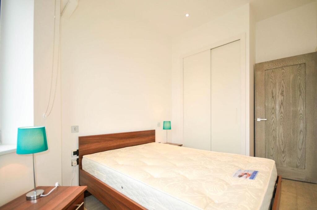 Apartment in Slough - View 2