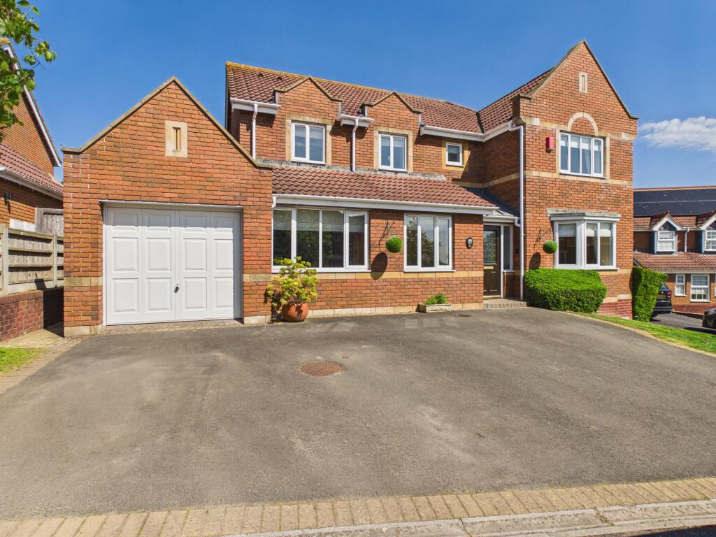 5-bed detached on Vickery Close, Bridgwater, £630,000