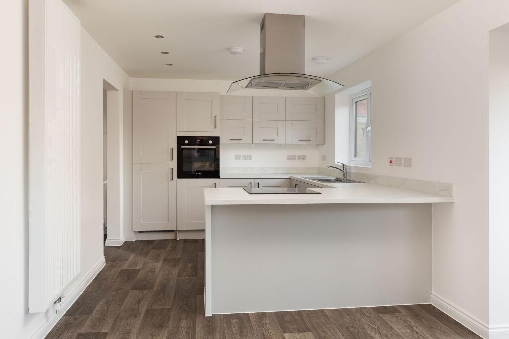 House in Chesterfield, Staveley CP - More