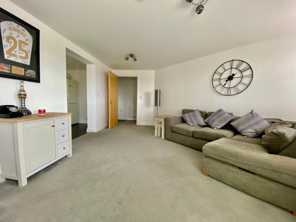 Apartment in Peterborough - More